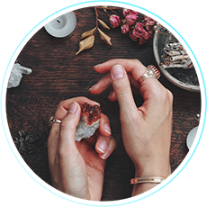 Curso de Cristaloterapia (WebHoje)